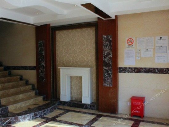 Фото Xishan Business Hotel