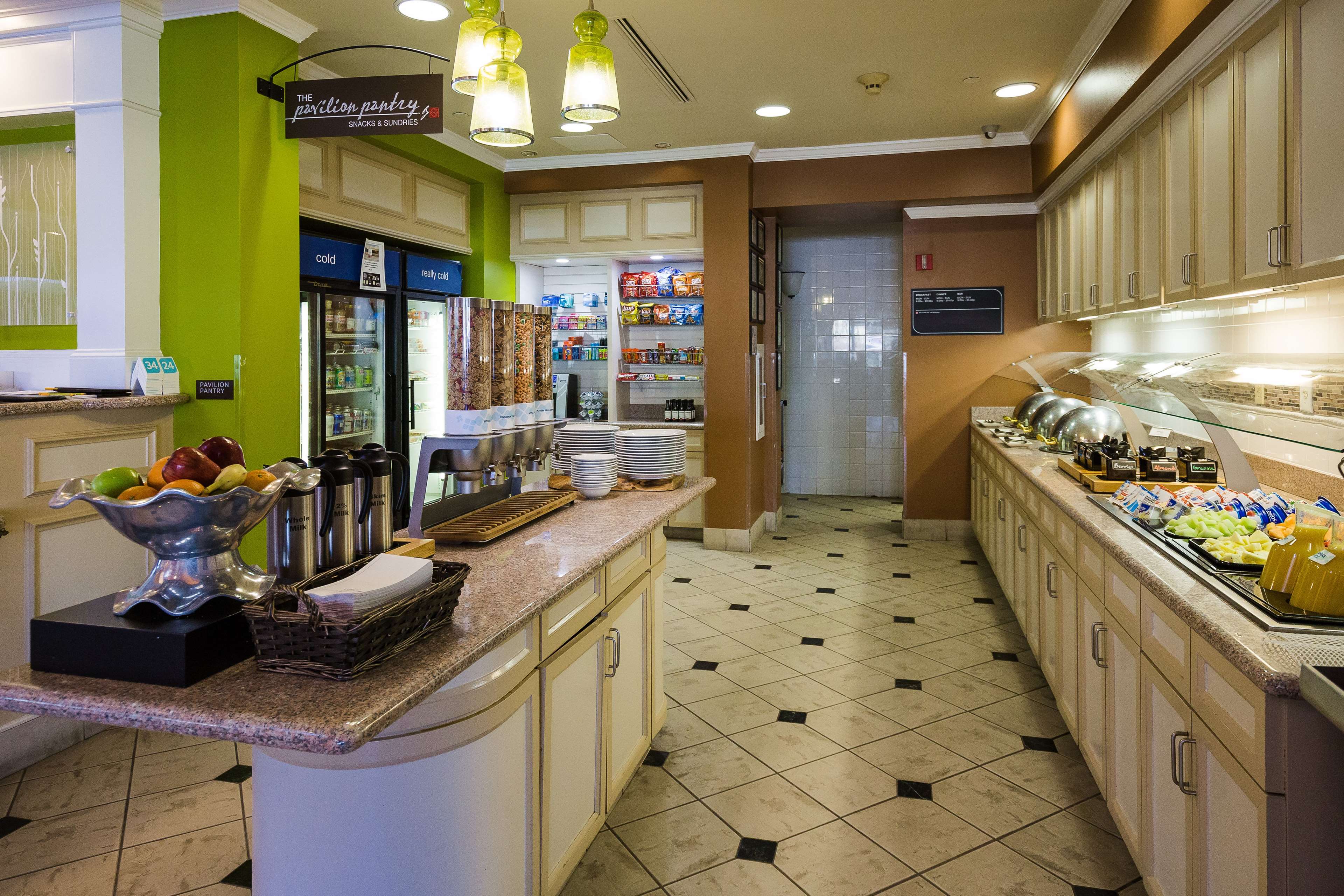 Фото Hilton Garden Inn Atlanta North/Johns Creek