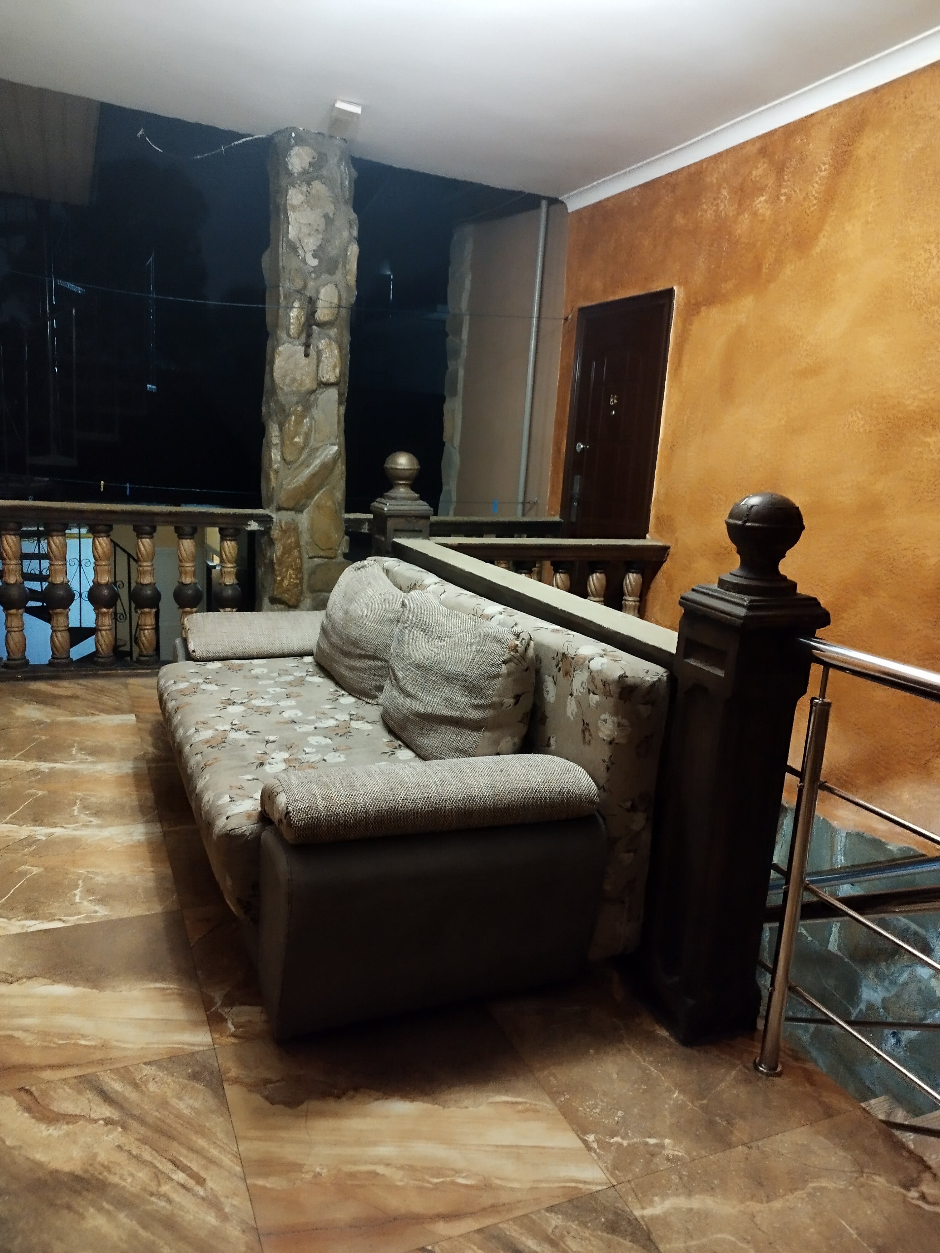 Фото Замок на Жемчужной