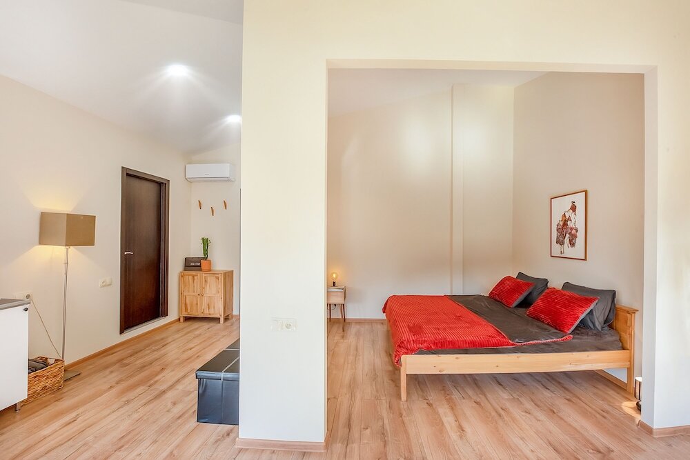 Фото H&b apartments Pier Kobakhidze