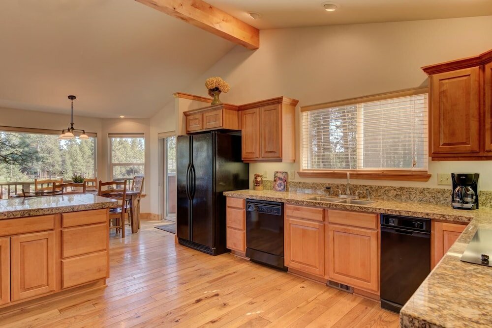 Фото Upland Road 17051