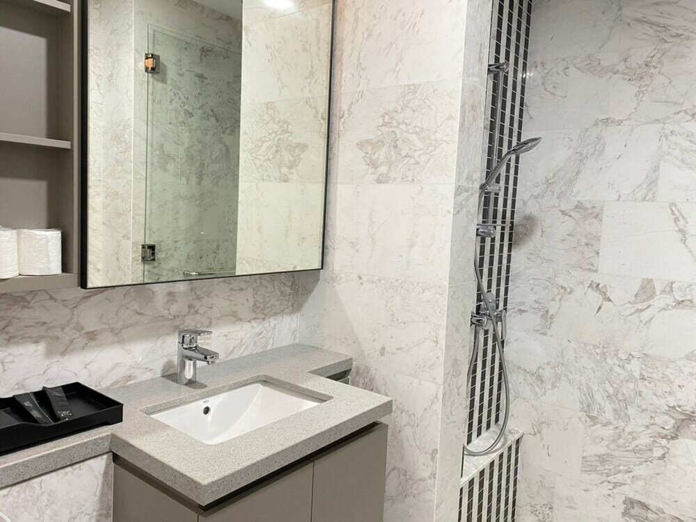 Фото Eaton Suites Klcc