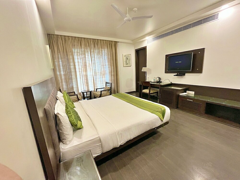 Фото Amber Inn by Orion Hotels