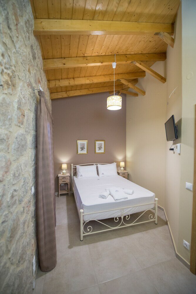 Фото Roggaki Ionian Villas