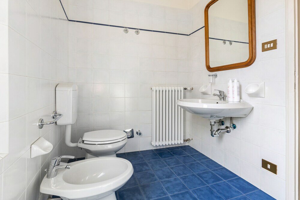 Фото Irnerio Apartments Yellow Cat