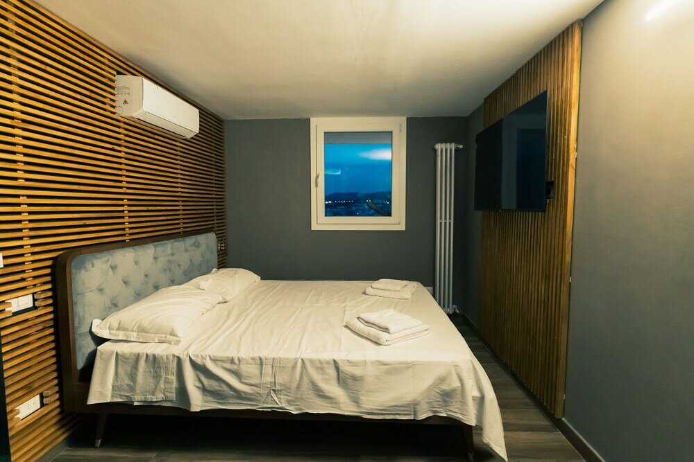 Фото Tower Beach Suite