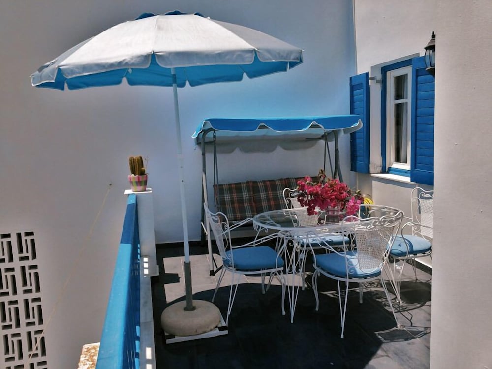 Фото Bouganville Apartments