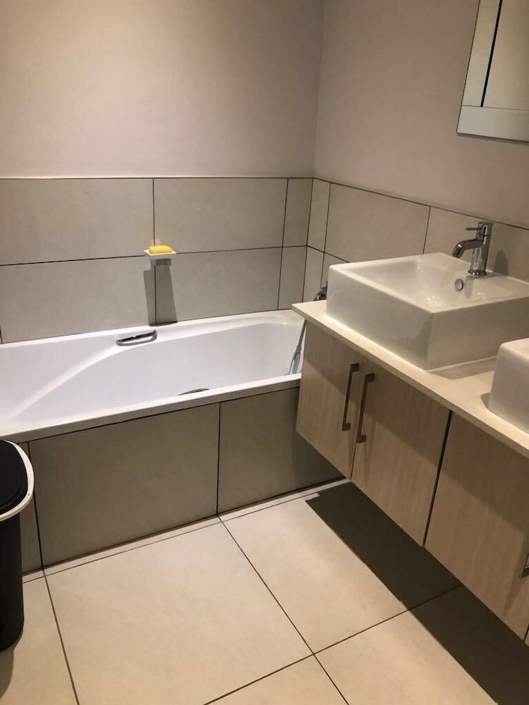 Фото Stunning Apartment in Sandton