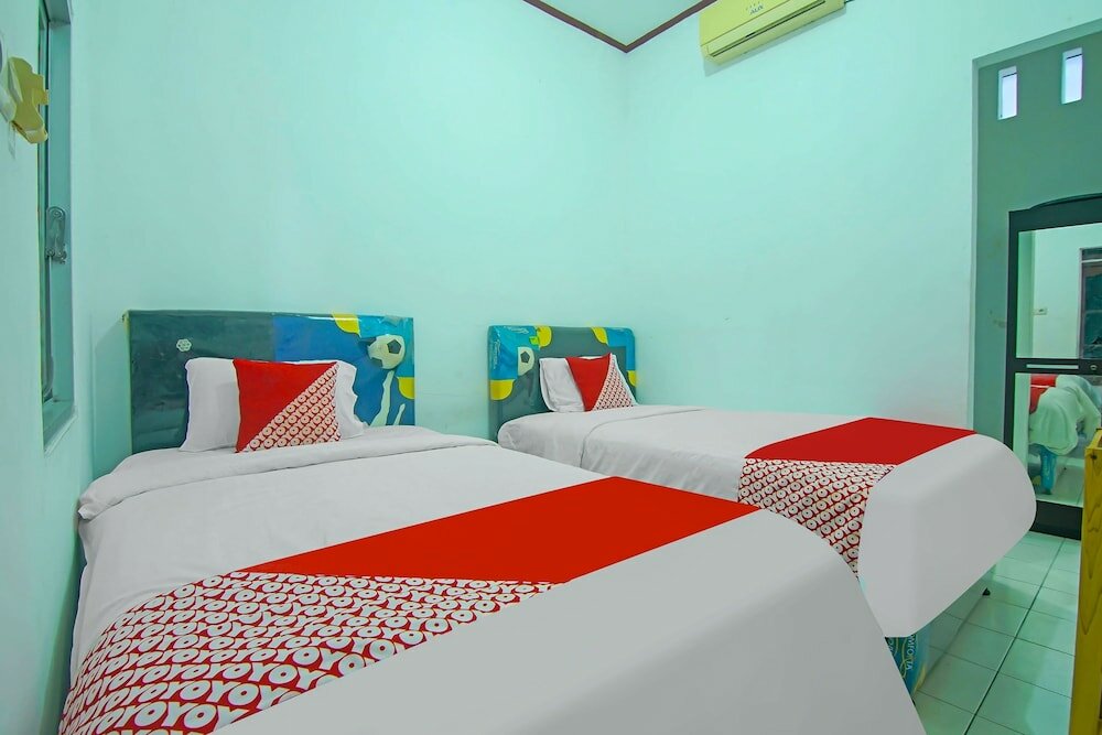 Фото Oyo 91730 De' Mande Homestay Syariah