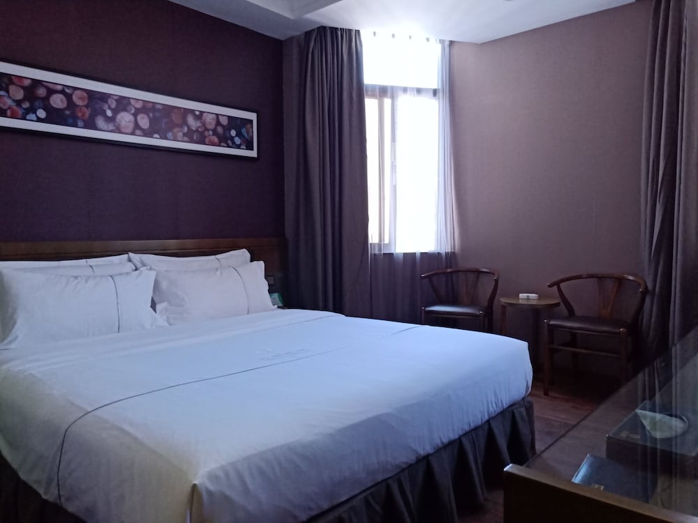 Фото Insail Hotels - Luohu Dongmen Shenzhen