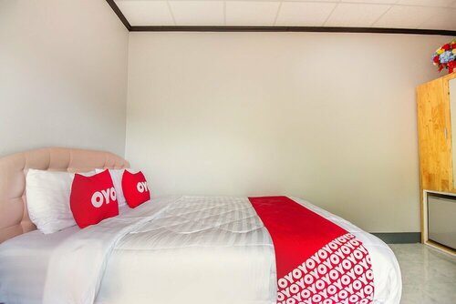 Гостиница Oyo 696 Reuntonnam Amphawa в Самутсонгкхраме