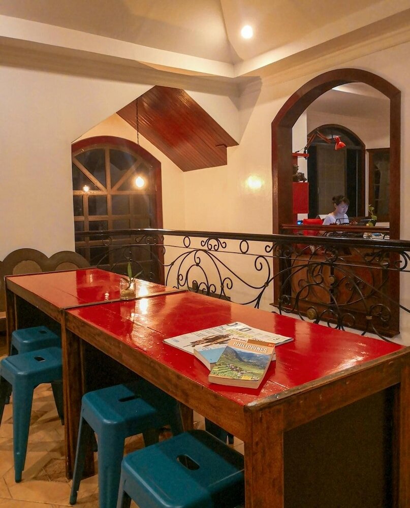 Фото Spinning Cat Hostel - Adults Only