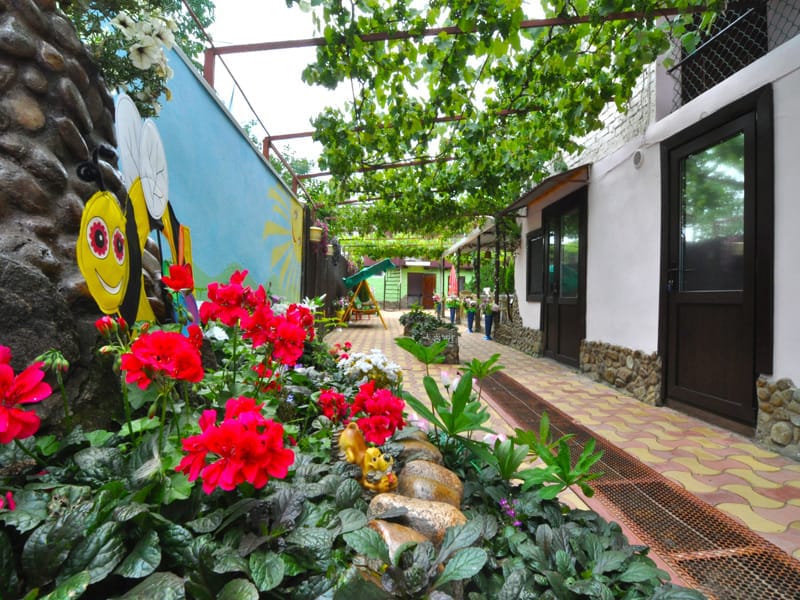 Фото отеля 2