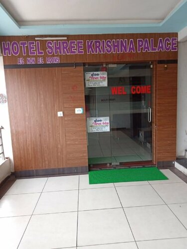 Отель Shree Krishna Palace в Ахмадабаде