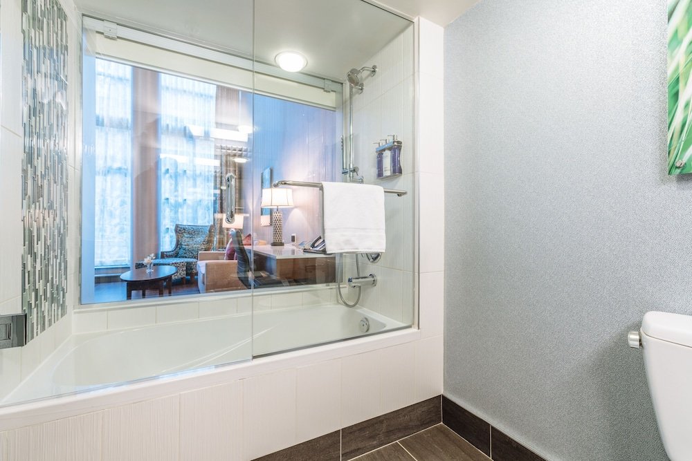 Фото Hotel Blu Vancouver