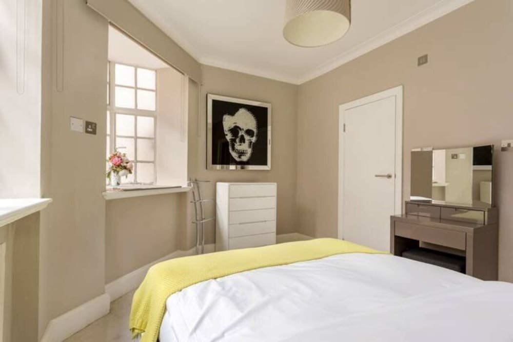 Фото Modern 2 Bedroom Apartment in Marble Arch