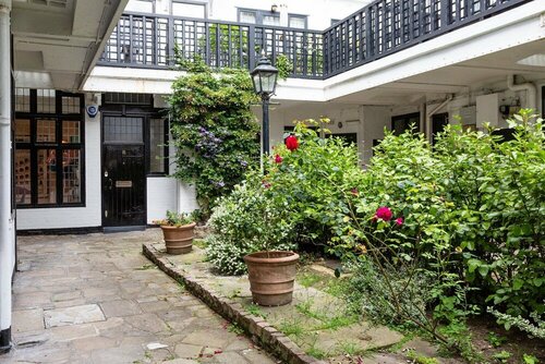 Апартаменты Canning Passage by Onefinestay в Лондоне