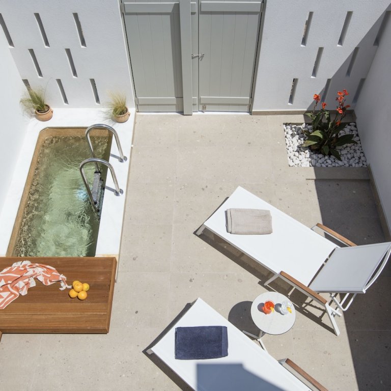 Фото Alero Seaside Skyros Resort