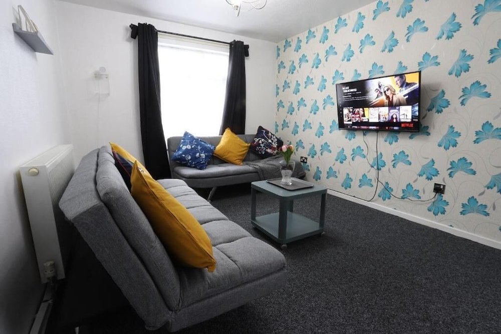 Фото B'ham Nec Hs2