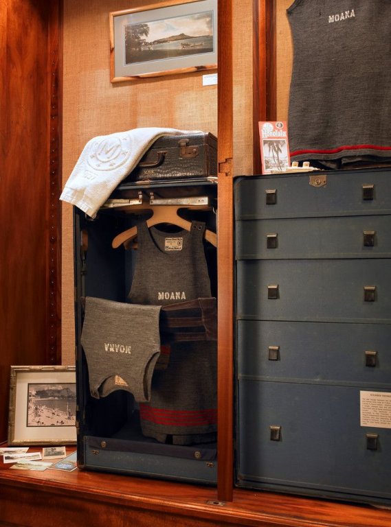 Фото Moana Surfrider, A Westin Resort & SPA, Waikiki Beach