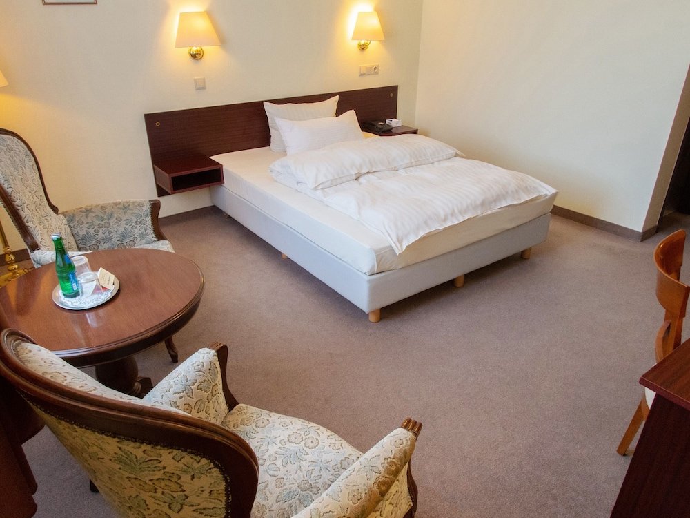 Фото Hotel Bürgerhof Wetzlar