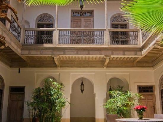 Фото Riad Tzarra