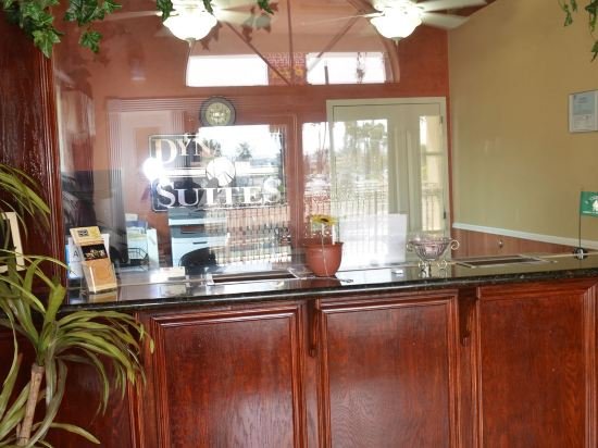 Фото Dynasty Suites Hotel Riverside