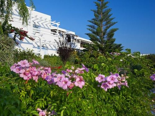 Внешний вид отеля Perigiali Hotel в Скиросе, фото 2