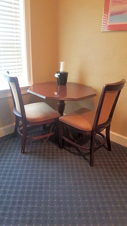 Фото Senate Luxury Suites