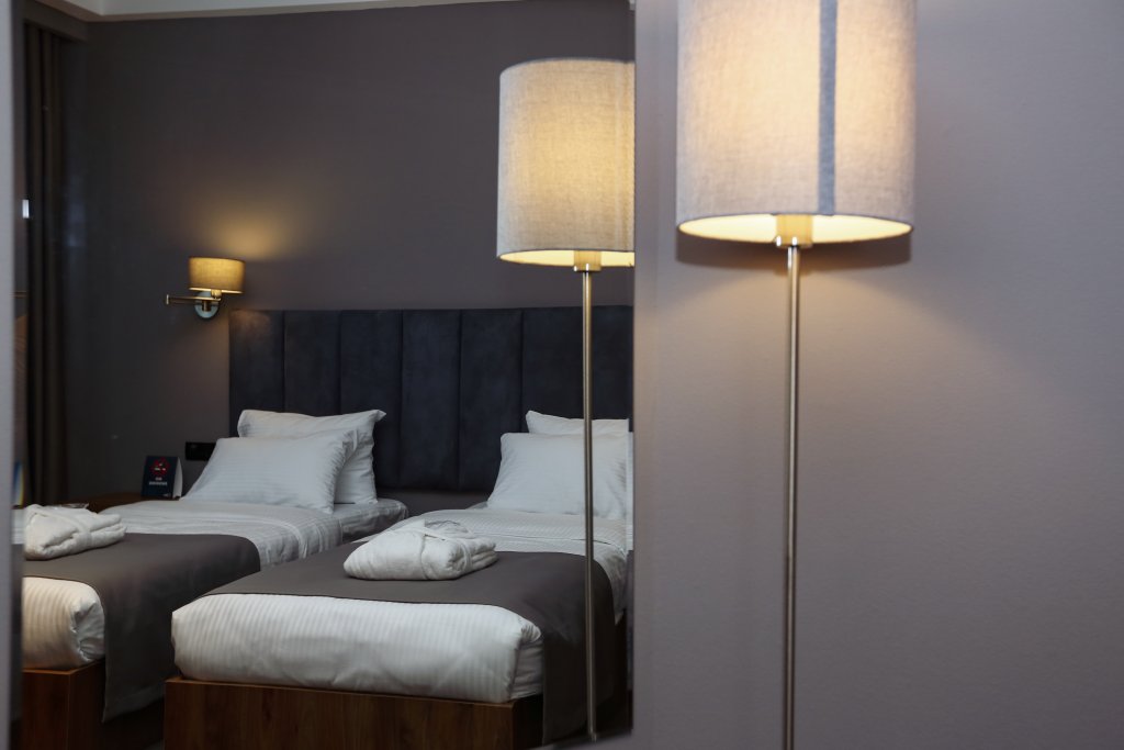 Фото Barnovi Hotel