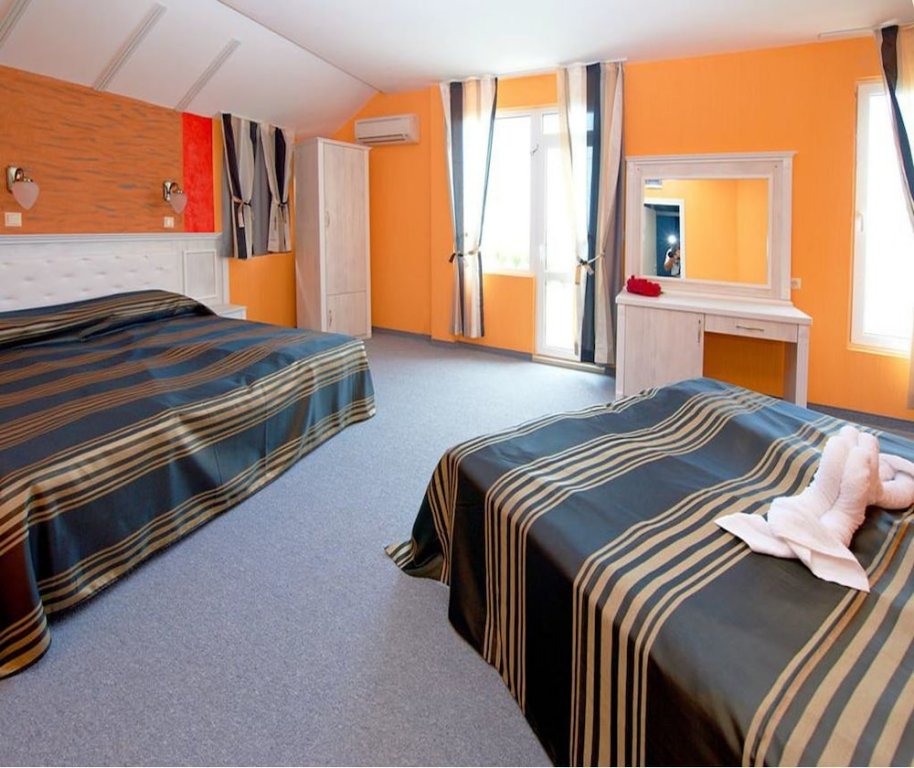 Фото Paros Hotel Pomirie Bulgaria