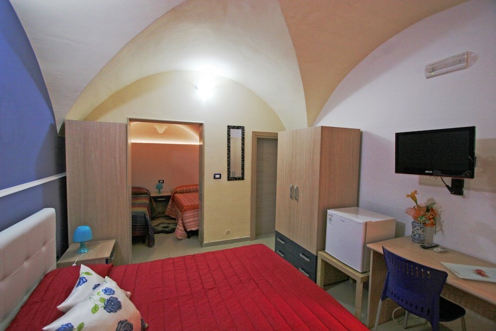 Фото Carmenangel Bed and Breakfast