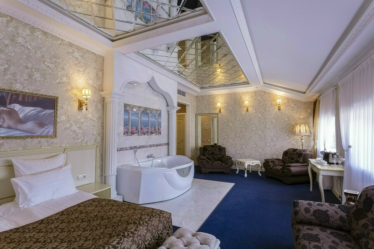 Фото Golden Plaza