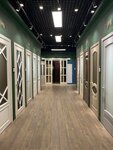 Geona (Zhandosov Street, 200В) ، الأبواب