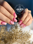 Julie's (ulitsa Sverdlova, 47), estudio de manicura