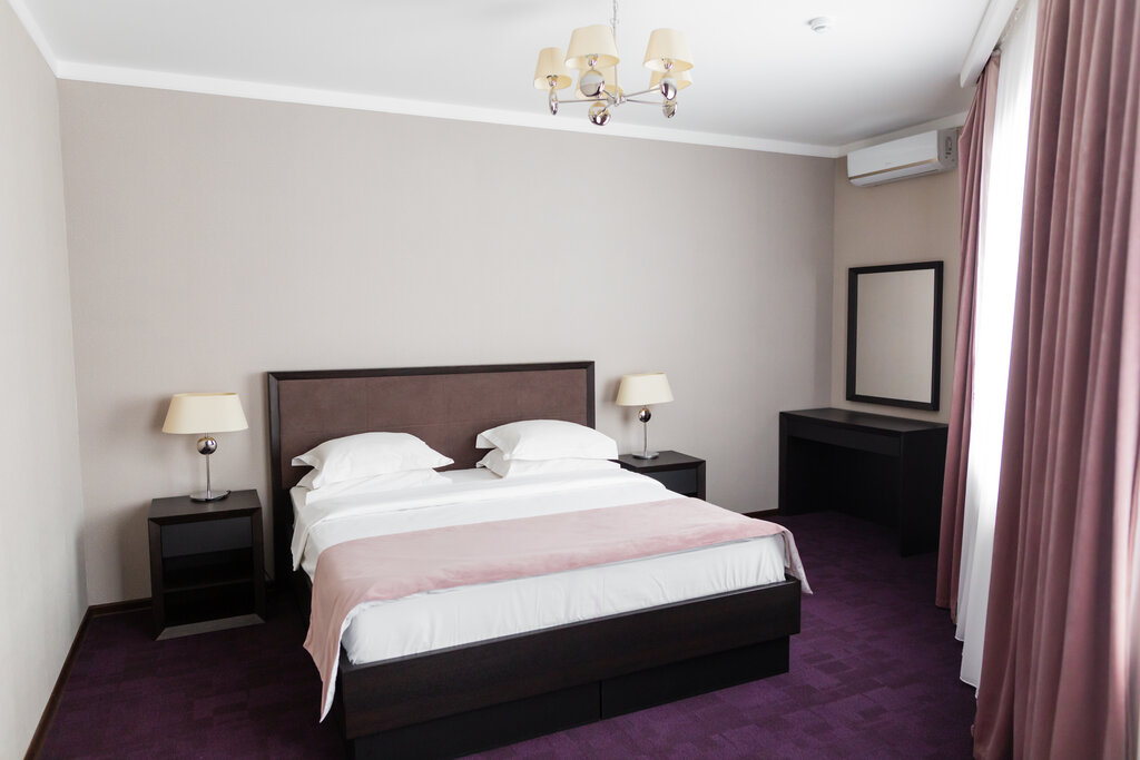 Bellagio ул карла маркса 107 курск фото Гостиница Bellagio 3*, Курск, Курская область, цены от 3800 руб. с кухней Бронир