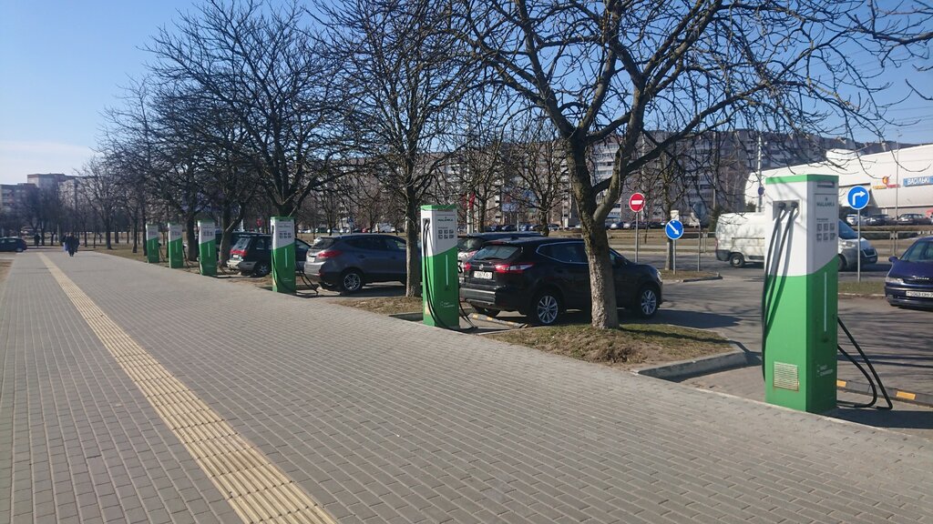 Electric car charging station Белоруснефть, Minsk, photo