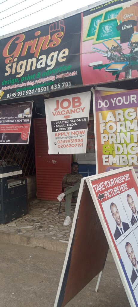 Passport and migration authorities Cryns signage, Earth, photo