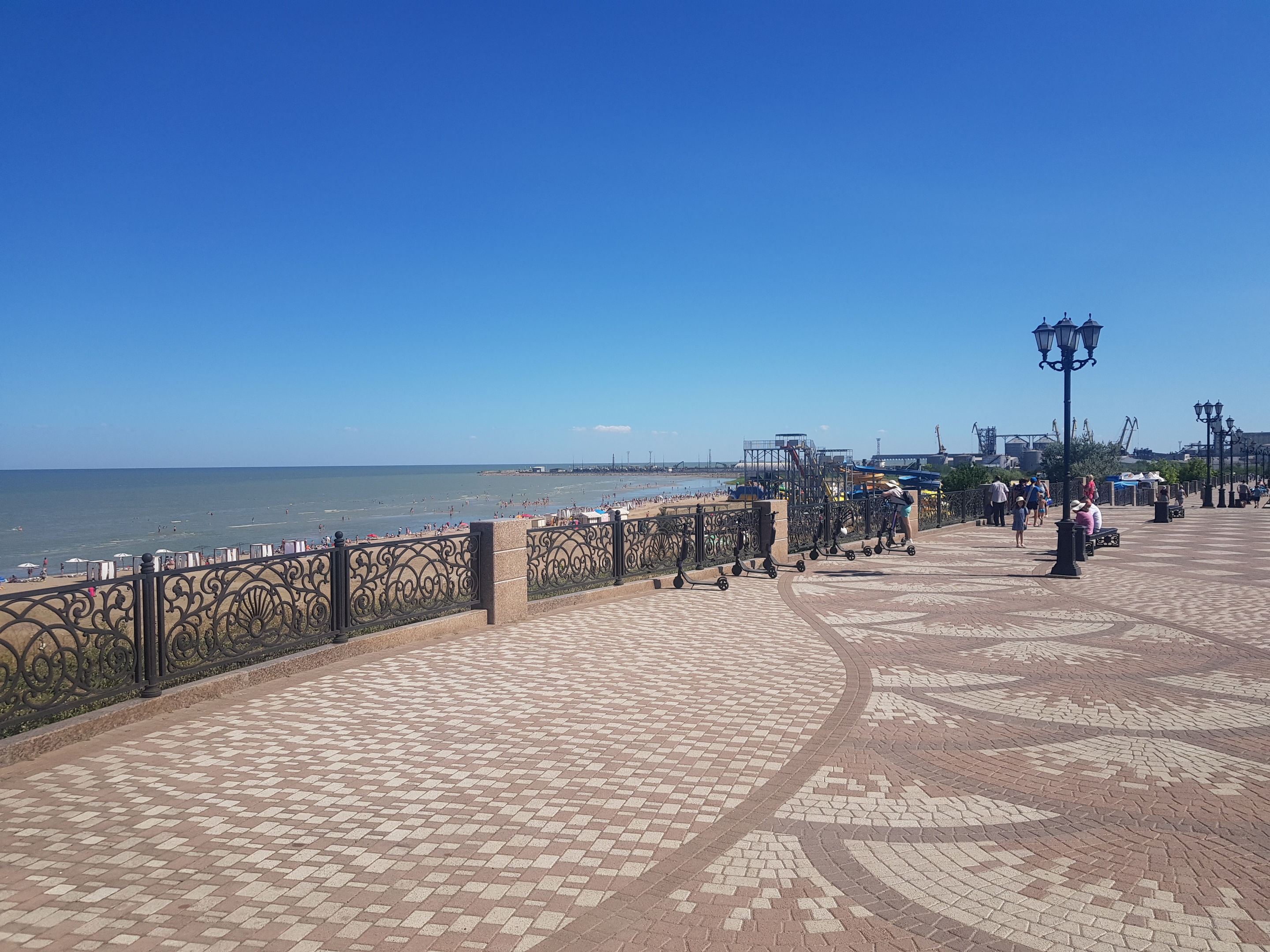 Фото Ейск VIP Плаза