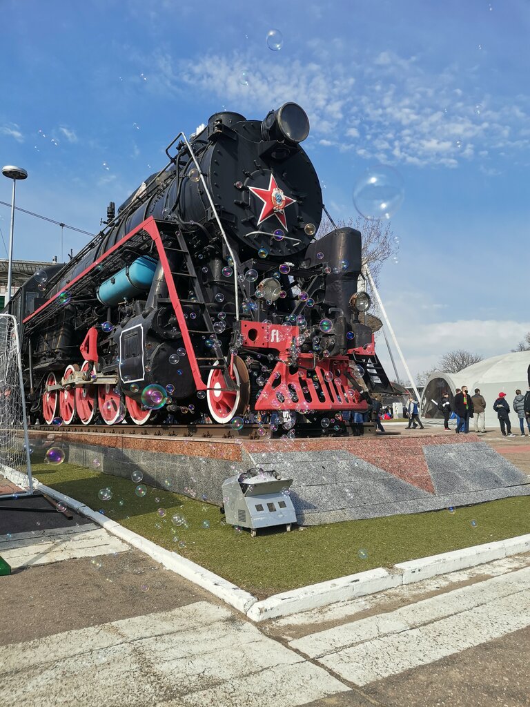 Памятник технике Паровоз Л3516, Москва, фото