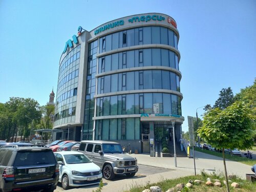 Третий за полгода: Минздрав приостановил работу медцентра "Мерси" - OfficeLife