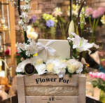 Desert Rose Flowers (12, Al Nour Street, W4, Abu Dhabi), flower shop
