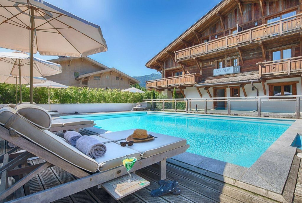 Hotel Les Loges Blanches, Megève, photo