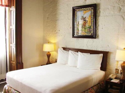 Гостиница Hotel Casino Morelia в Морелии