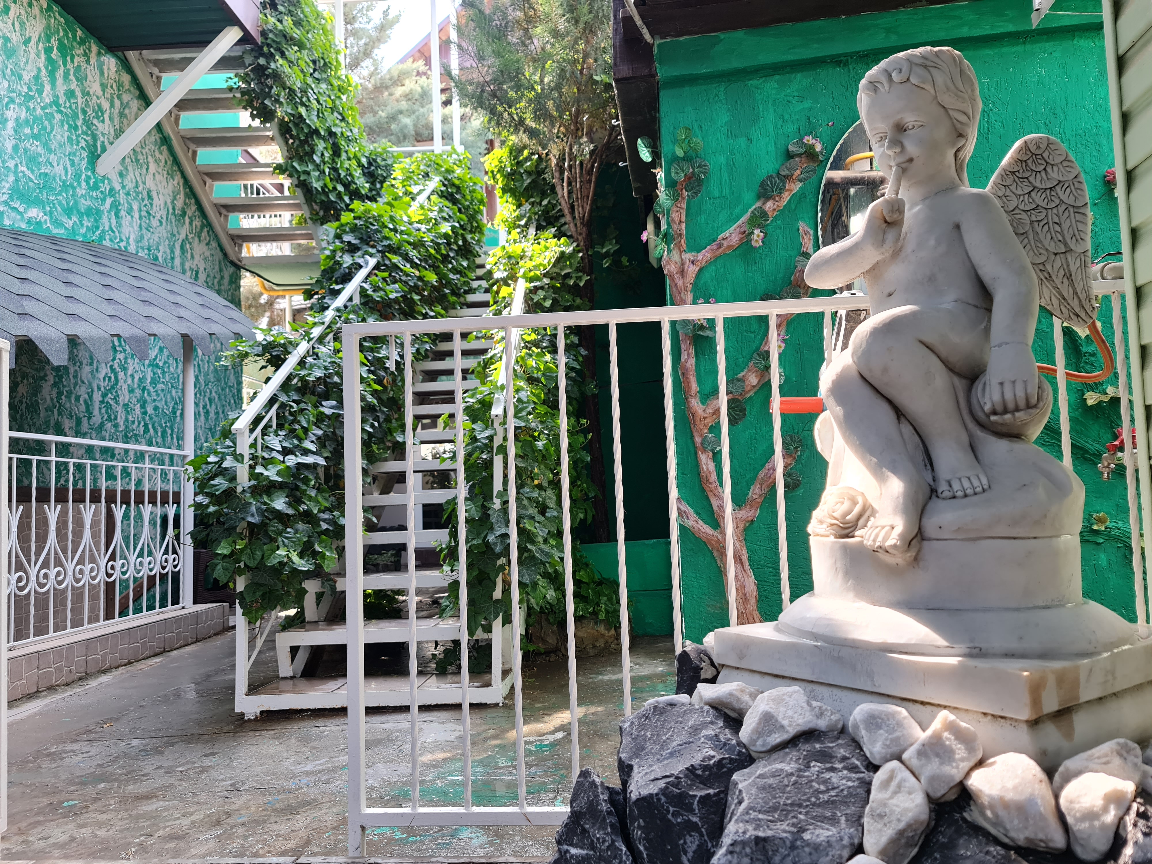 Фото Волшебный дворик