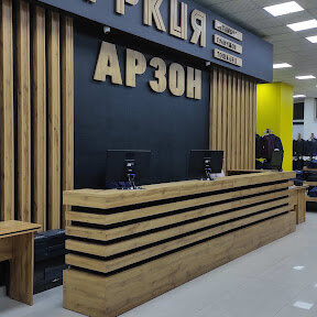 Porno qiz oz mushukini yalaydi