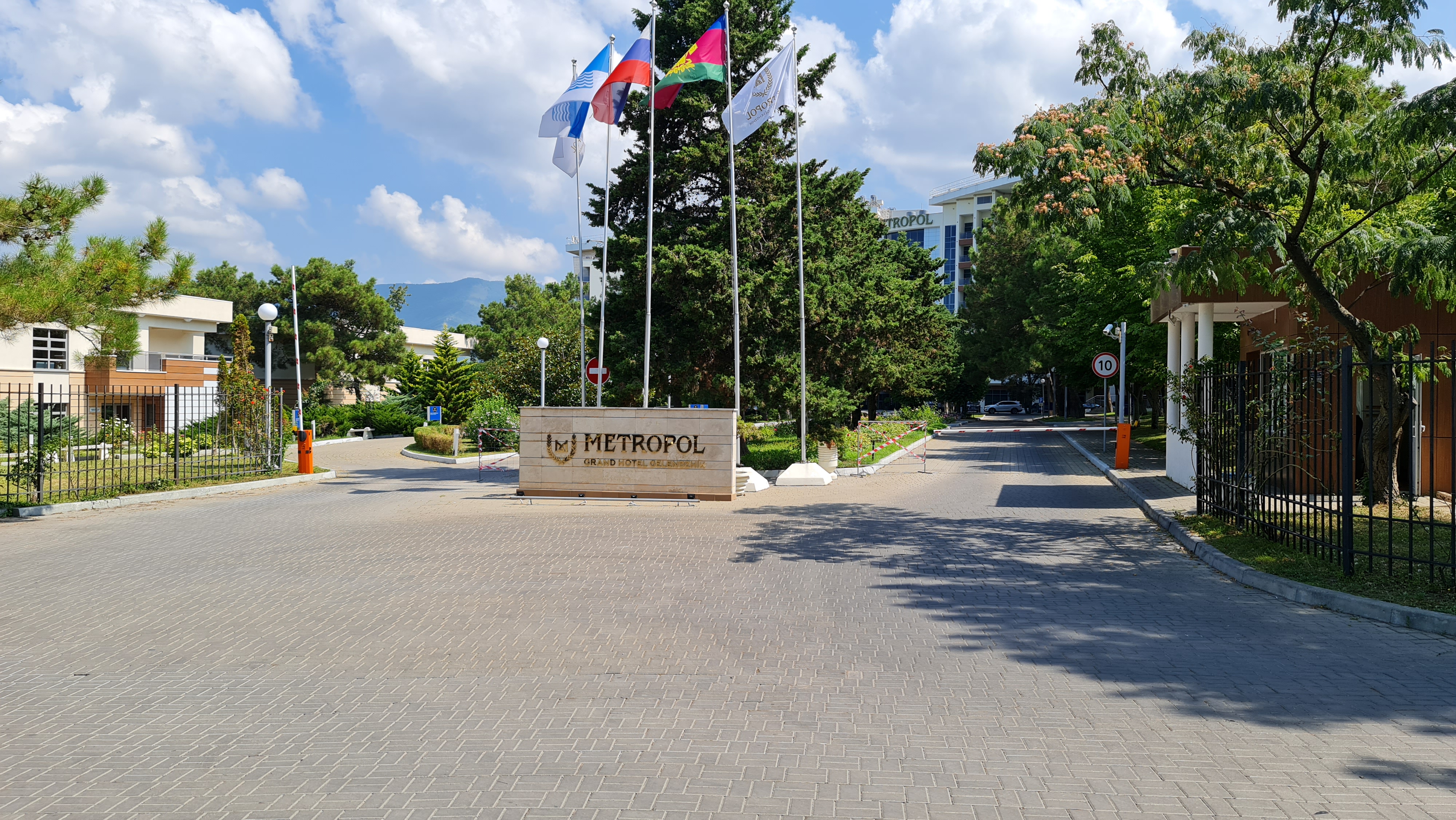 Фото Metropol Гранд Отель Геленджик