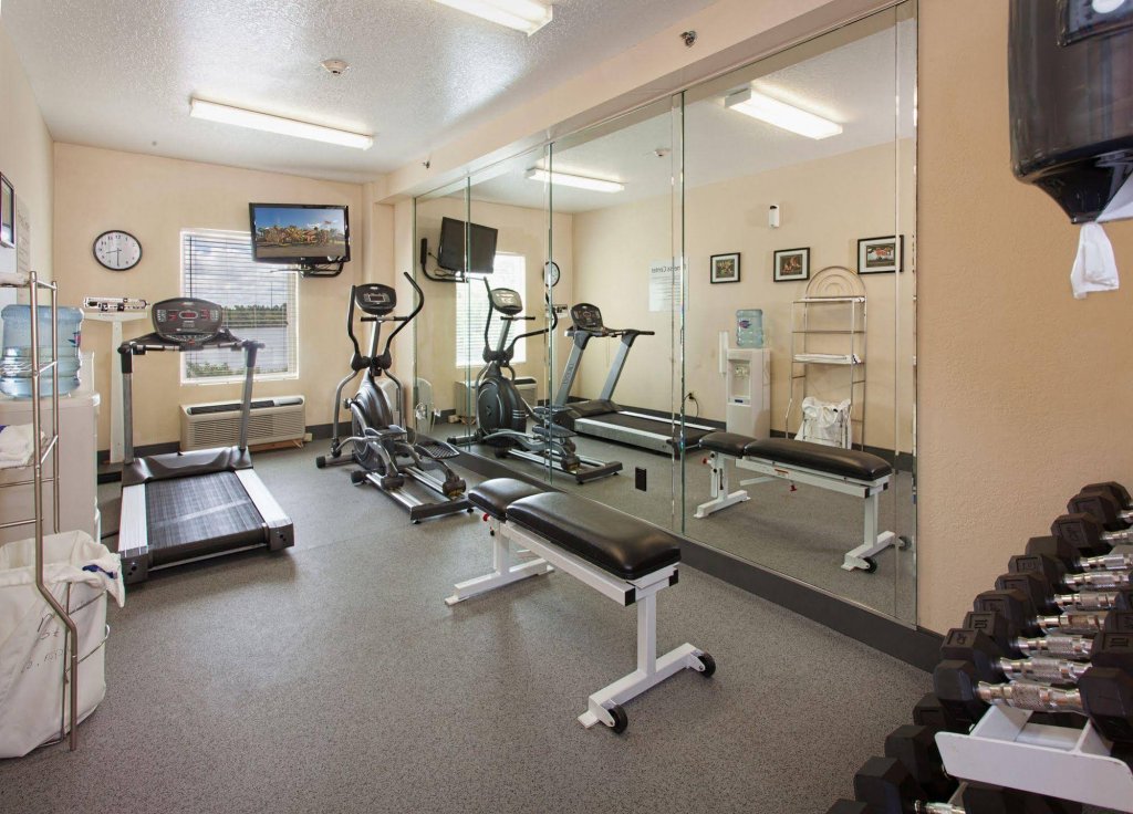 Фото Holiday Inn Express & Suites Port Charlotte, an Ihg Hotel