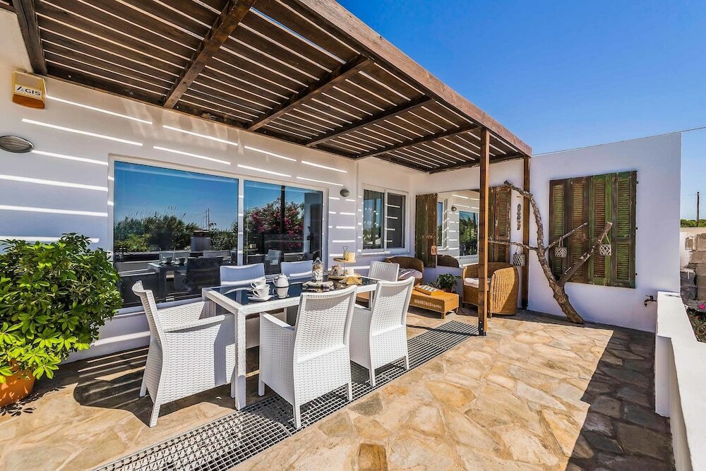 Фото Afantou Beach Villa