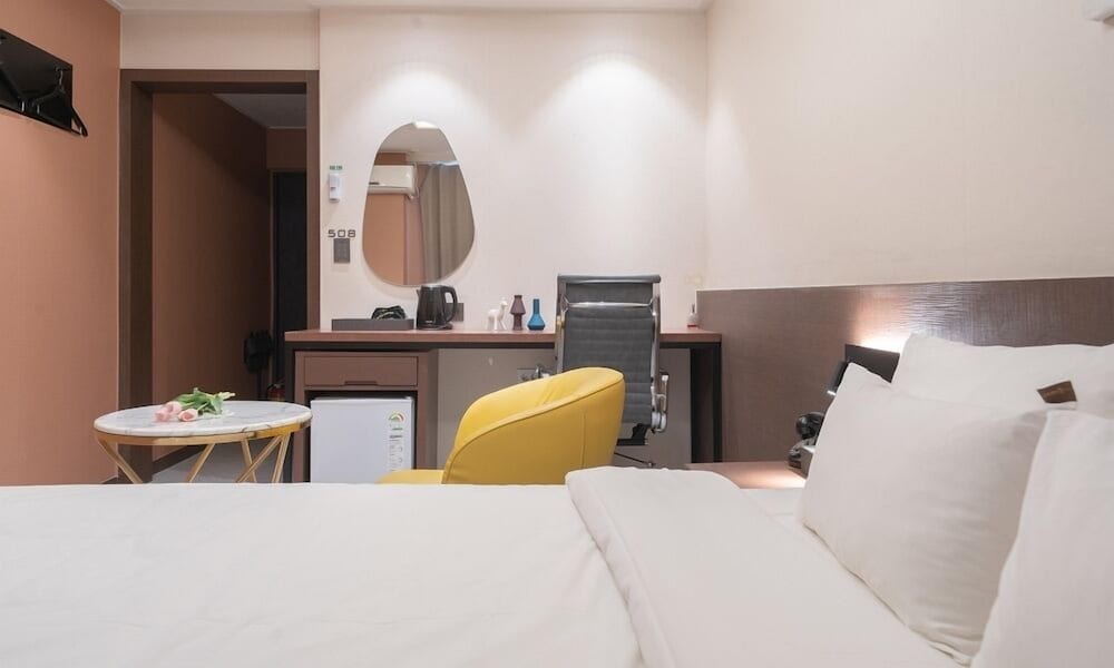 Фото H-Avenue Hotel Geomdan New Town